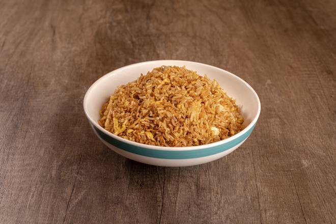 Fried Rice With Eggs and Soy Sauce (酱油炒饭)